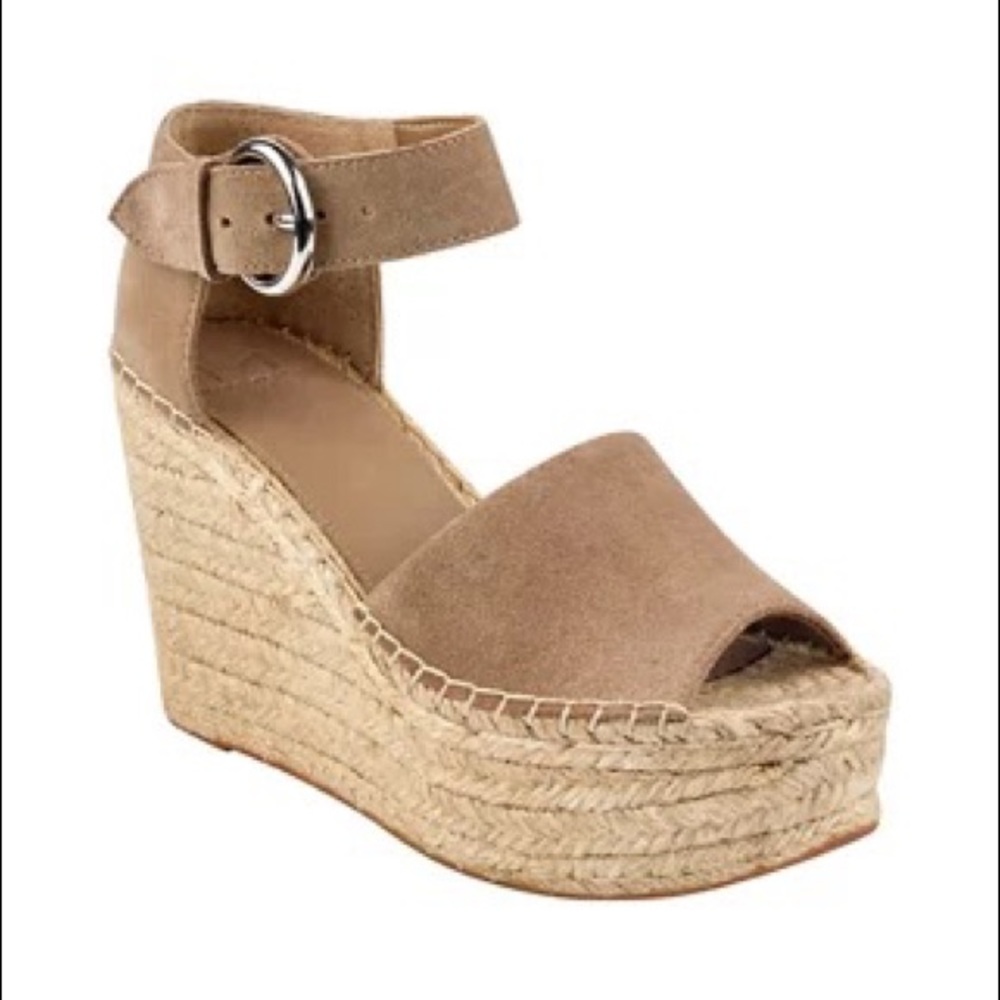 Marc Fisher
ALIDA ESPADRILLE PLATFORM WEDGE